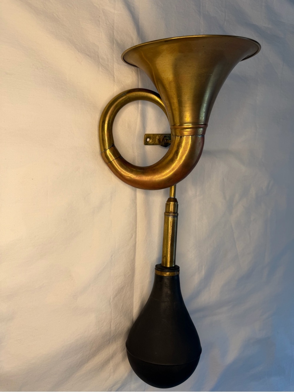 Vintage brass horn, bulb horn, taxi  car truck horn